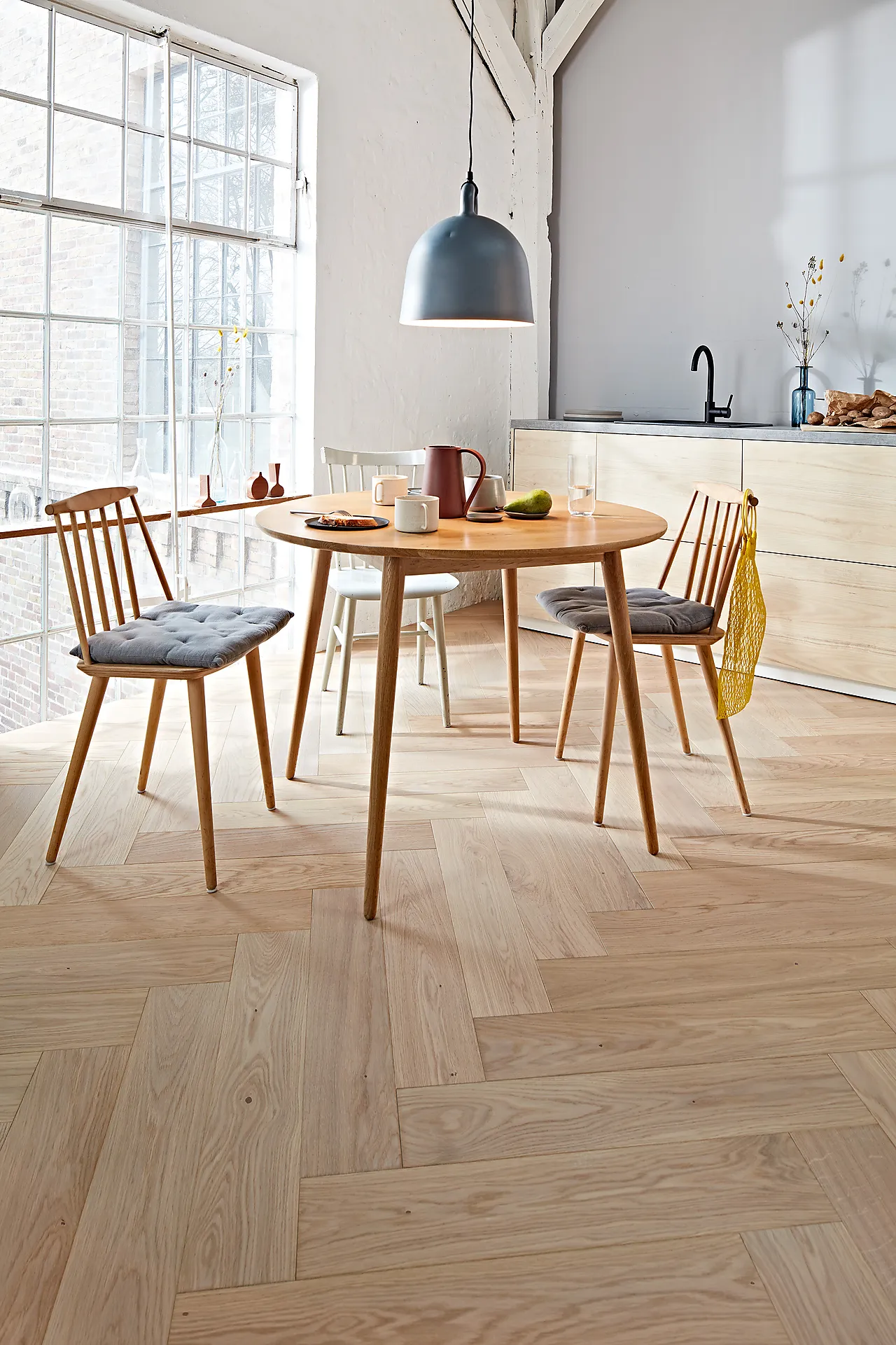 Parkett fiskeben a-plank hvit natural olje