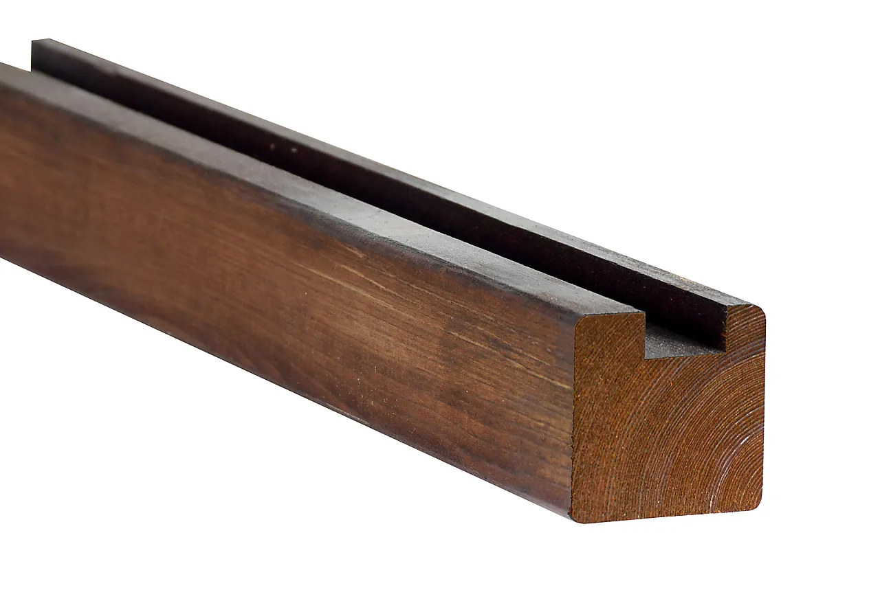 Multistolpe ende royalimpregnert brun furu 70x70x2000 mm Multistolpe ende royalimpregnert brun furu 70x70x2000 mm