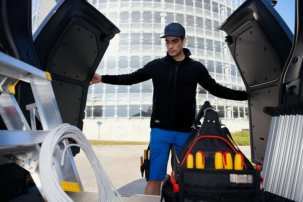 Fleecejakke 8422 sort str S null - S - 2 - Miniatyr