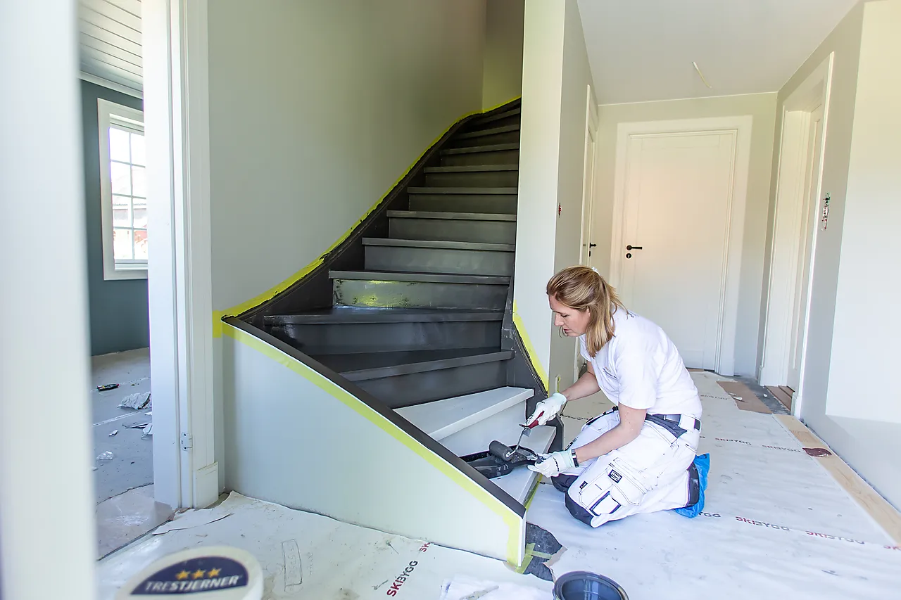 Trestjerner gulvmaling halvblank 2,7 liter A base null - null - 3 - Miniatyr