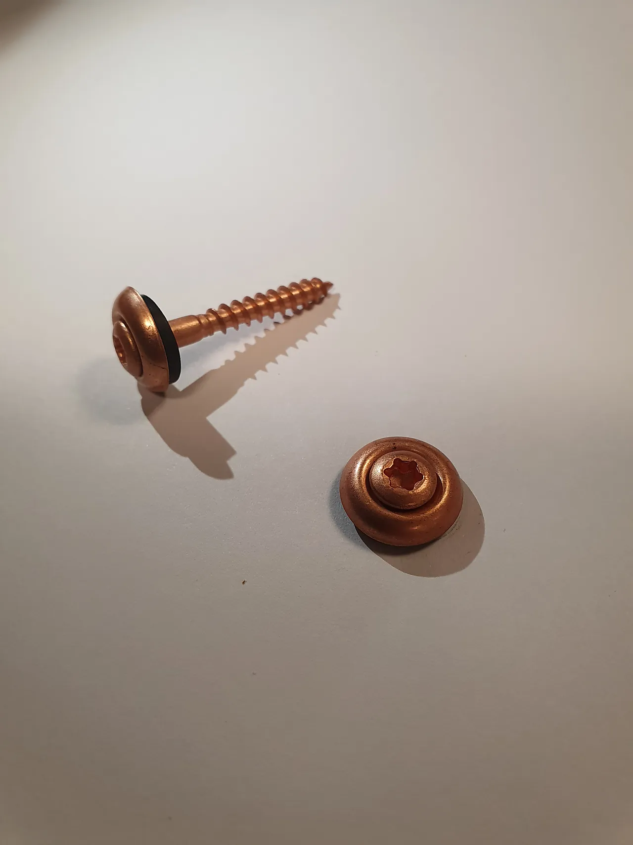 Skrue mfas-s mfas-s beslagskrue kobberbelagt Skrue mfas-s mfas-s beslagskrue kobberbelagt