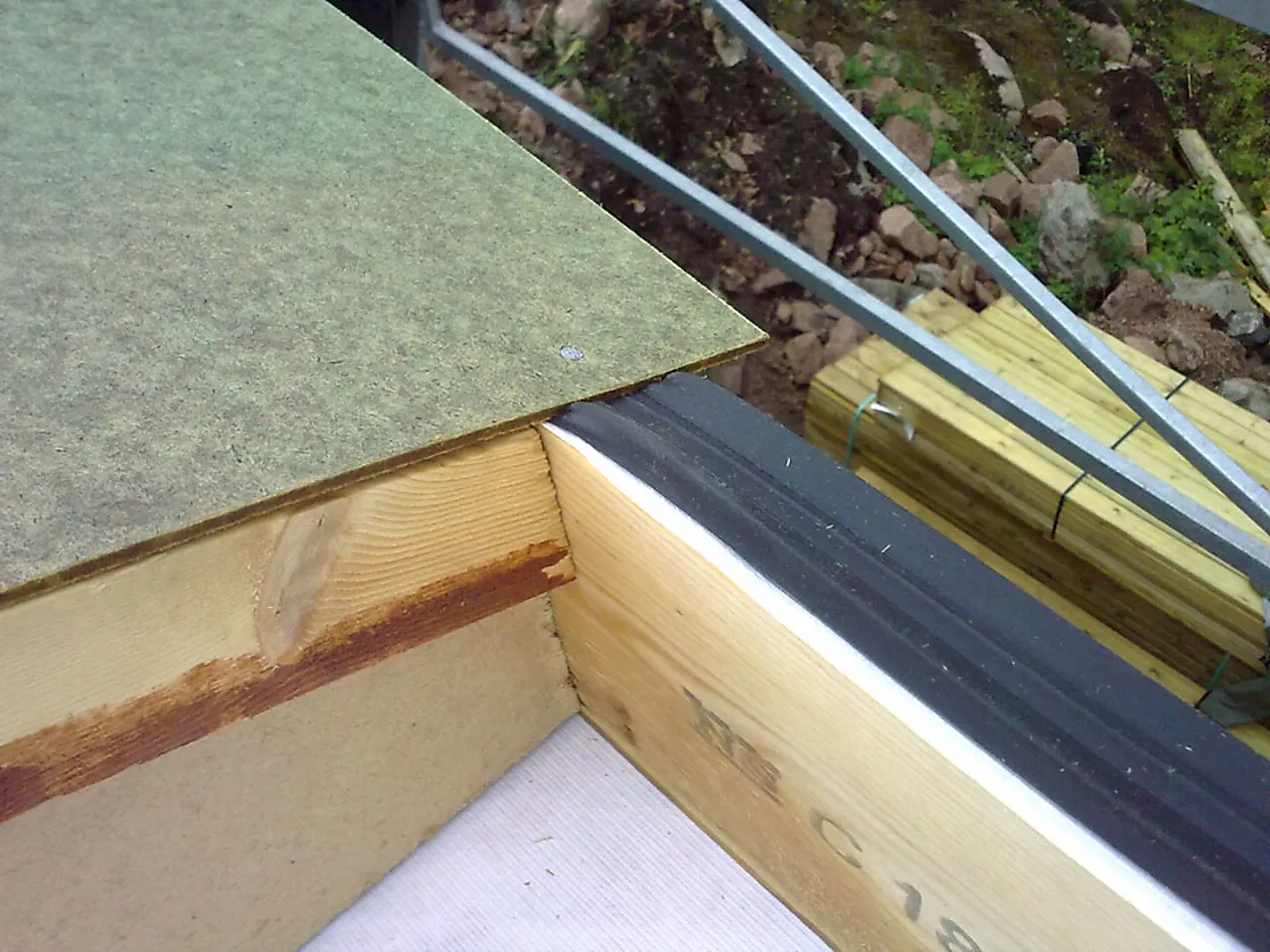 Sutak undertaksplate trefiber 3 x 1250 x 2450 mm Sutak undertaksplate trefiber 3 x 1250 x 2450 mm