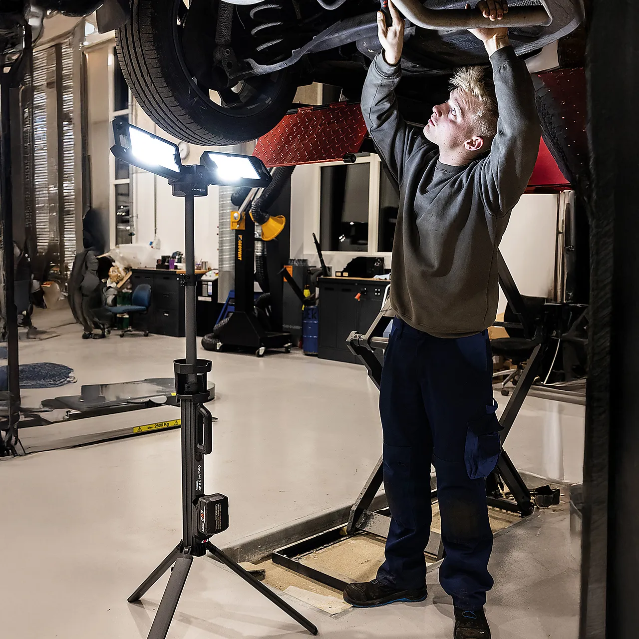 Lyskaster Tower 8 Connect med Stativ null - null - 3 - Miniatyr