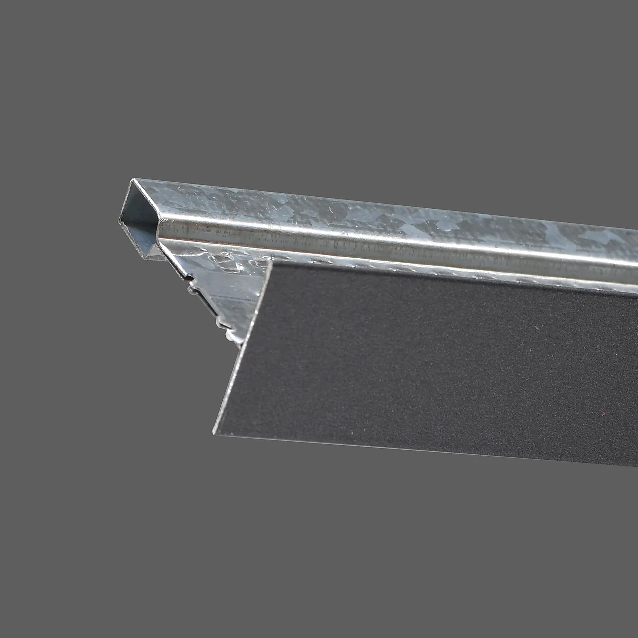 Glava luna bærepro t24 sort matt l = 3700 mm