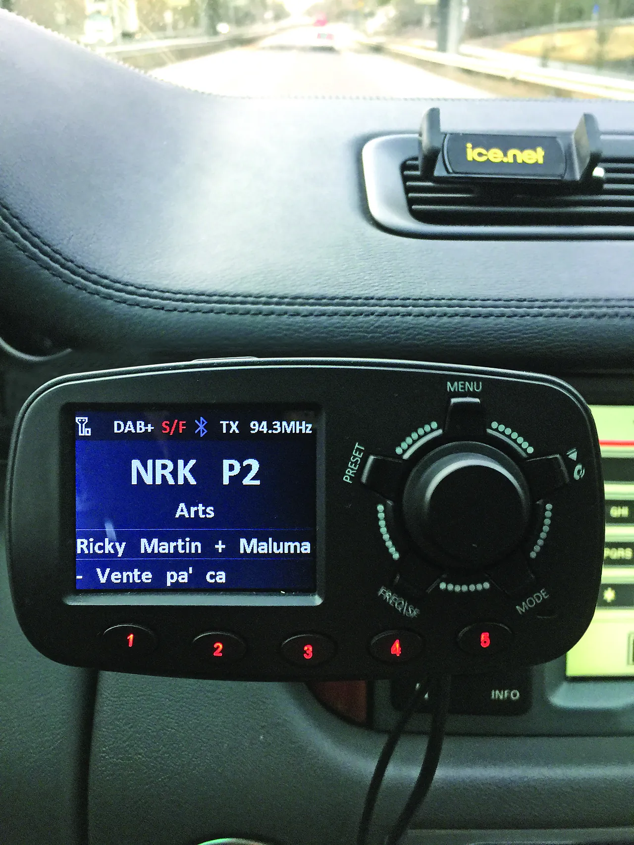 Biladapter PopYourCar 3.0 DAB+