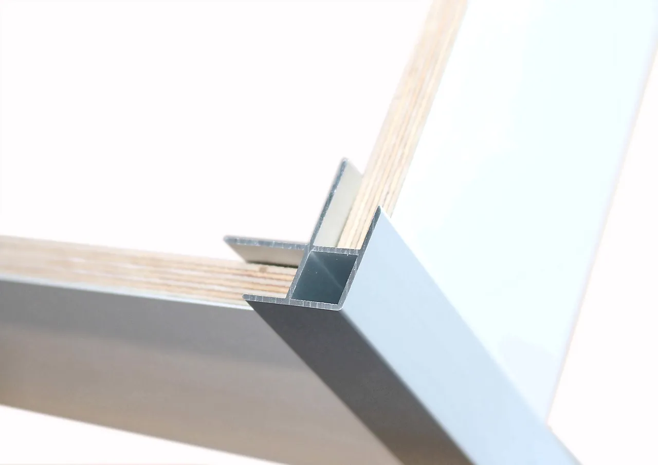 Hjørnelist utvendig 90° aluminium naturel 2400 mm