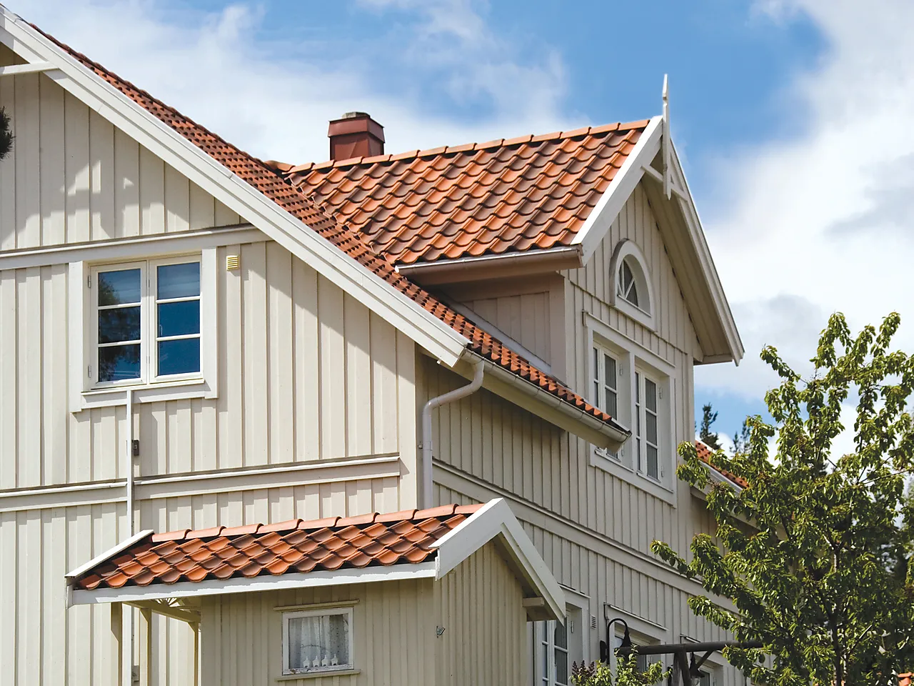 Rektangulær kledning 19x98 mm grunnet gran Rektangulær kledning 19x98 mm grunnet gran