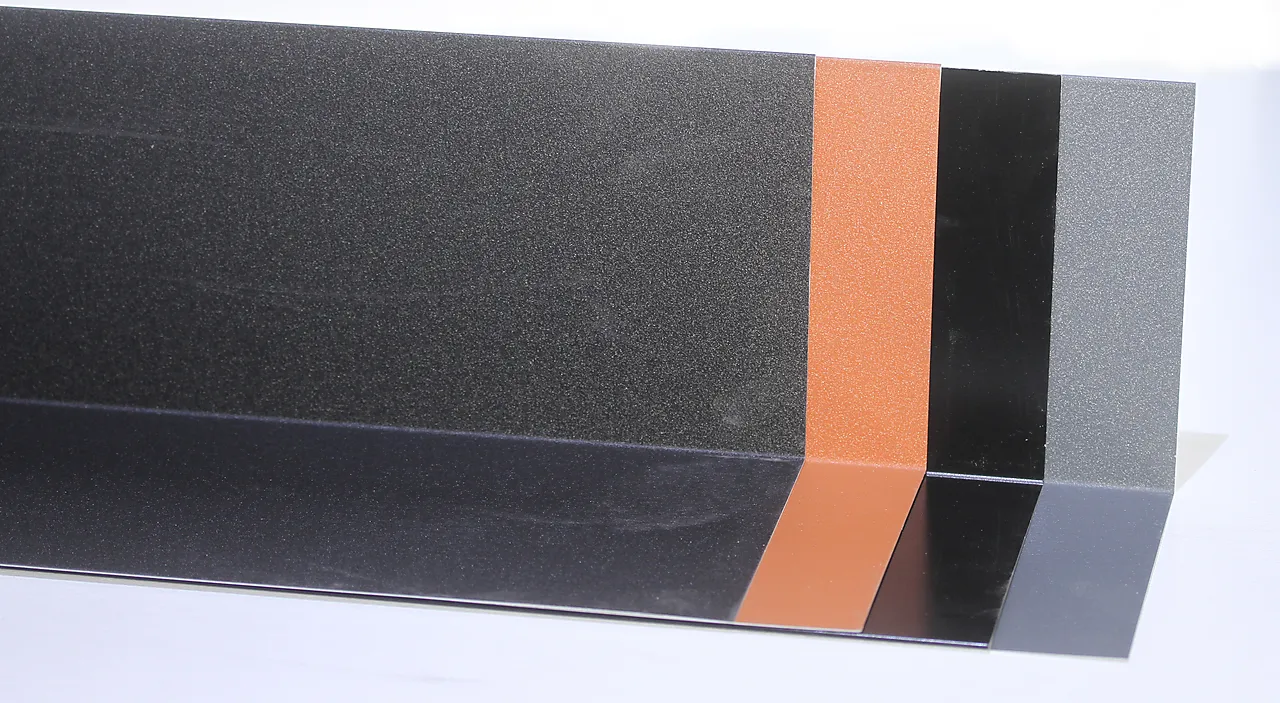 Overgangbeslag 90 gr pural sort tak /vegg