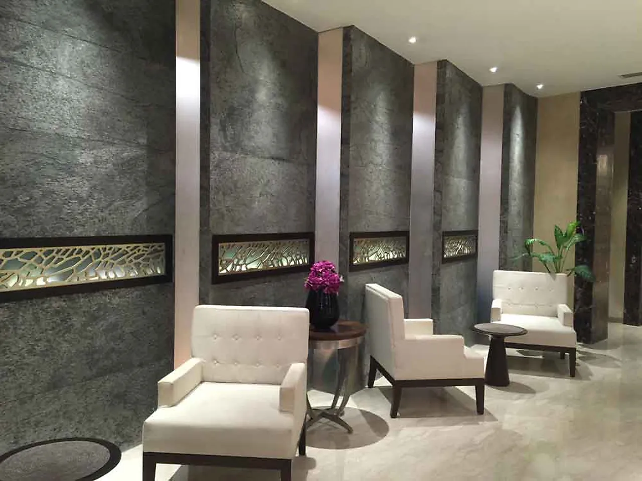 Steinfinèr plate silver grey prime null - null - 2 - Miniatyr