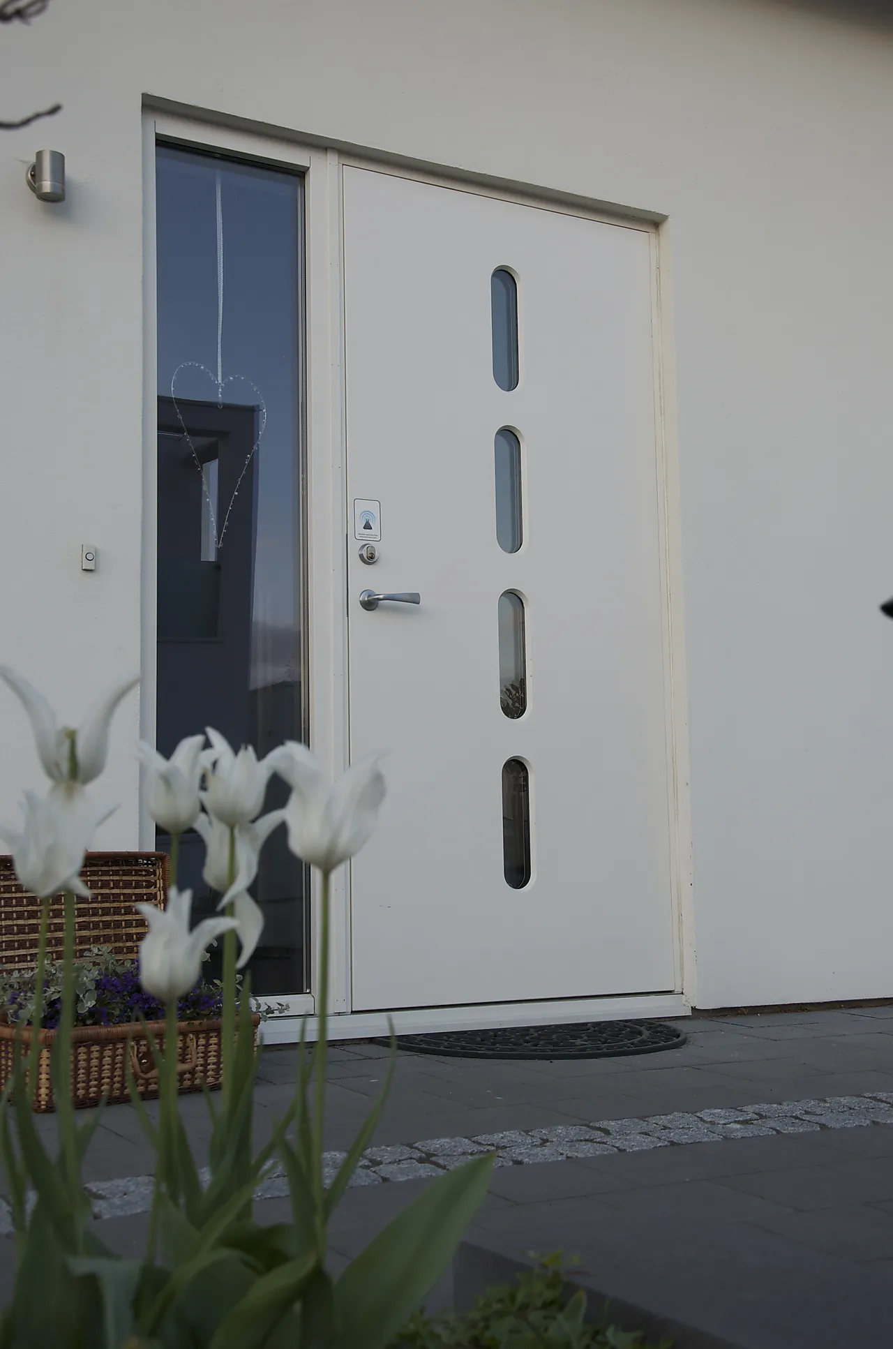 Beat ytterdør med glass 90x210 cm venstrehengslet hvit null - null - 2 - Miniatyr