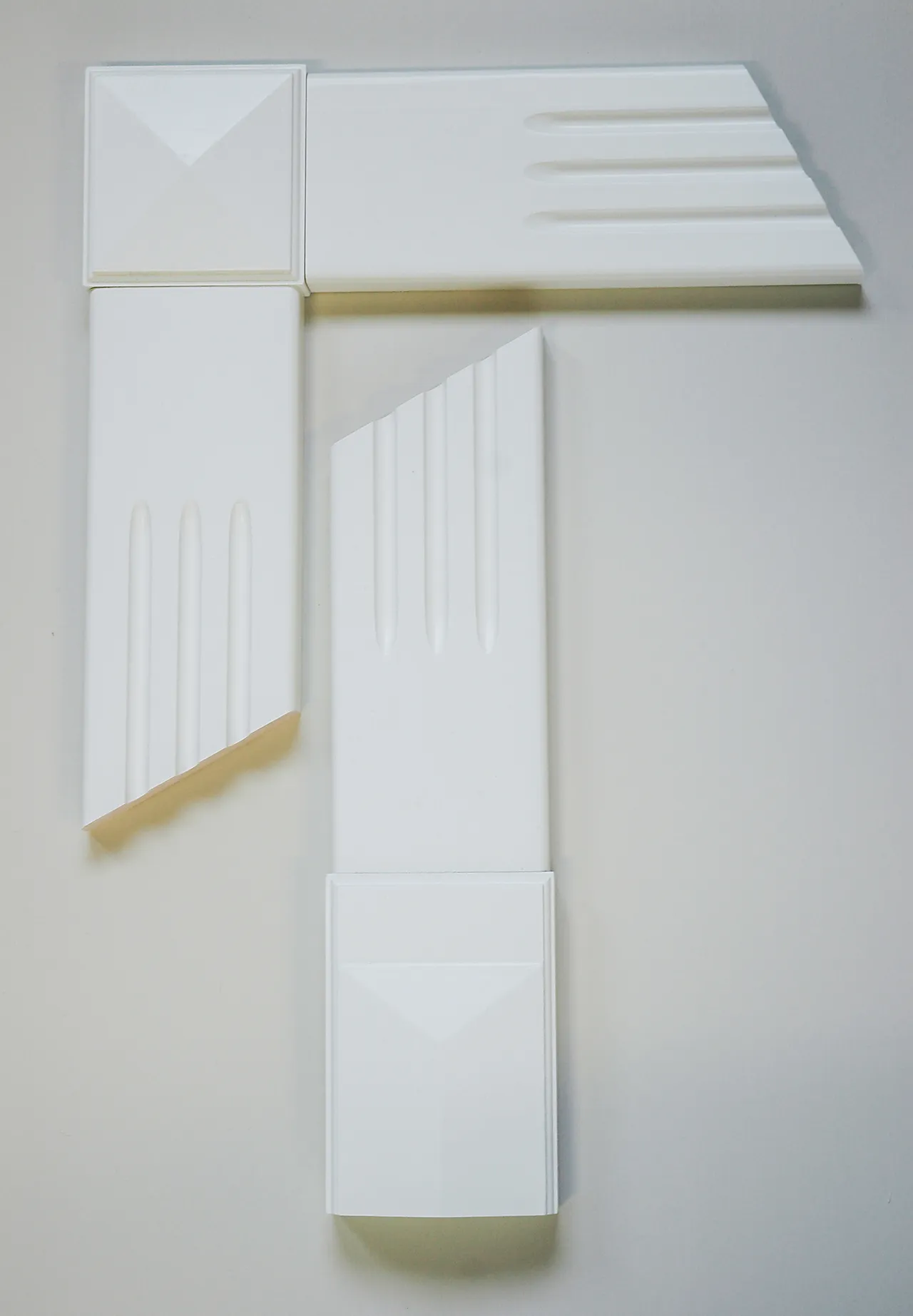 Bunnkloss 22x100x145 mm hvitmalt null - null - 2 - Miniatyr