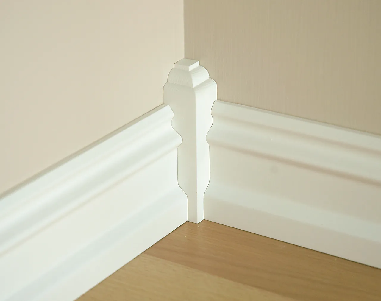 Gulvkloss 21x21x115 mm A4 stk hvitmalt null - null - 2 - Miniatyr