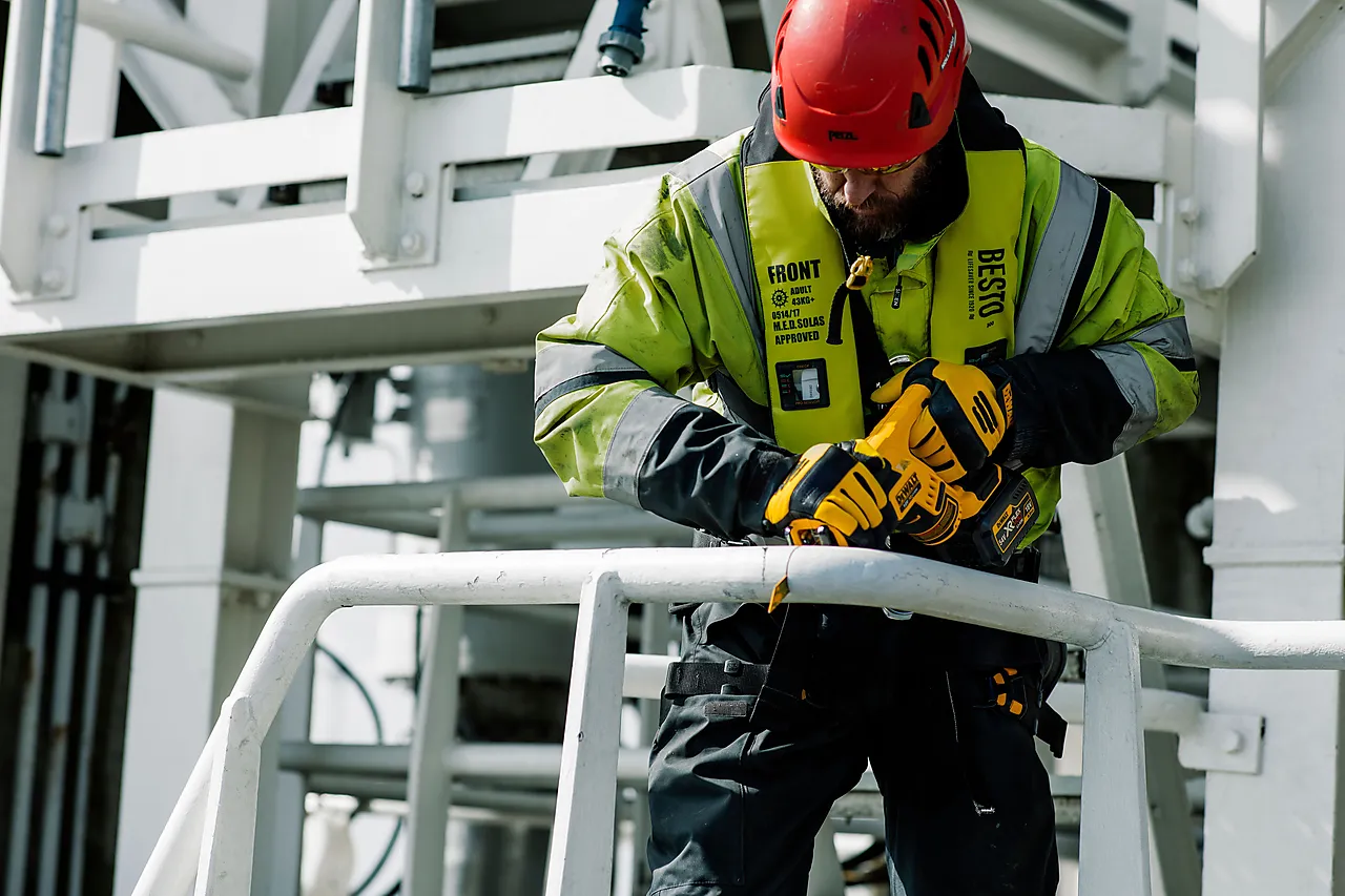 Bajonettsag uten batteri og lader 18 volt i kartong null - null - 3 - Miniatyr