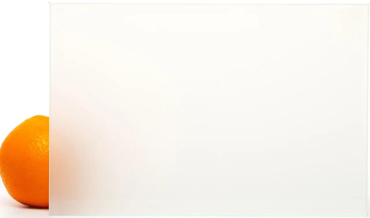 Frostet sikkerhetsglass for stolpefritt rekkverk 700x1000mm Frostet sikkerhetsglass for stolpefritt rekkverk 700x1000mm