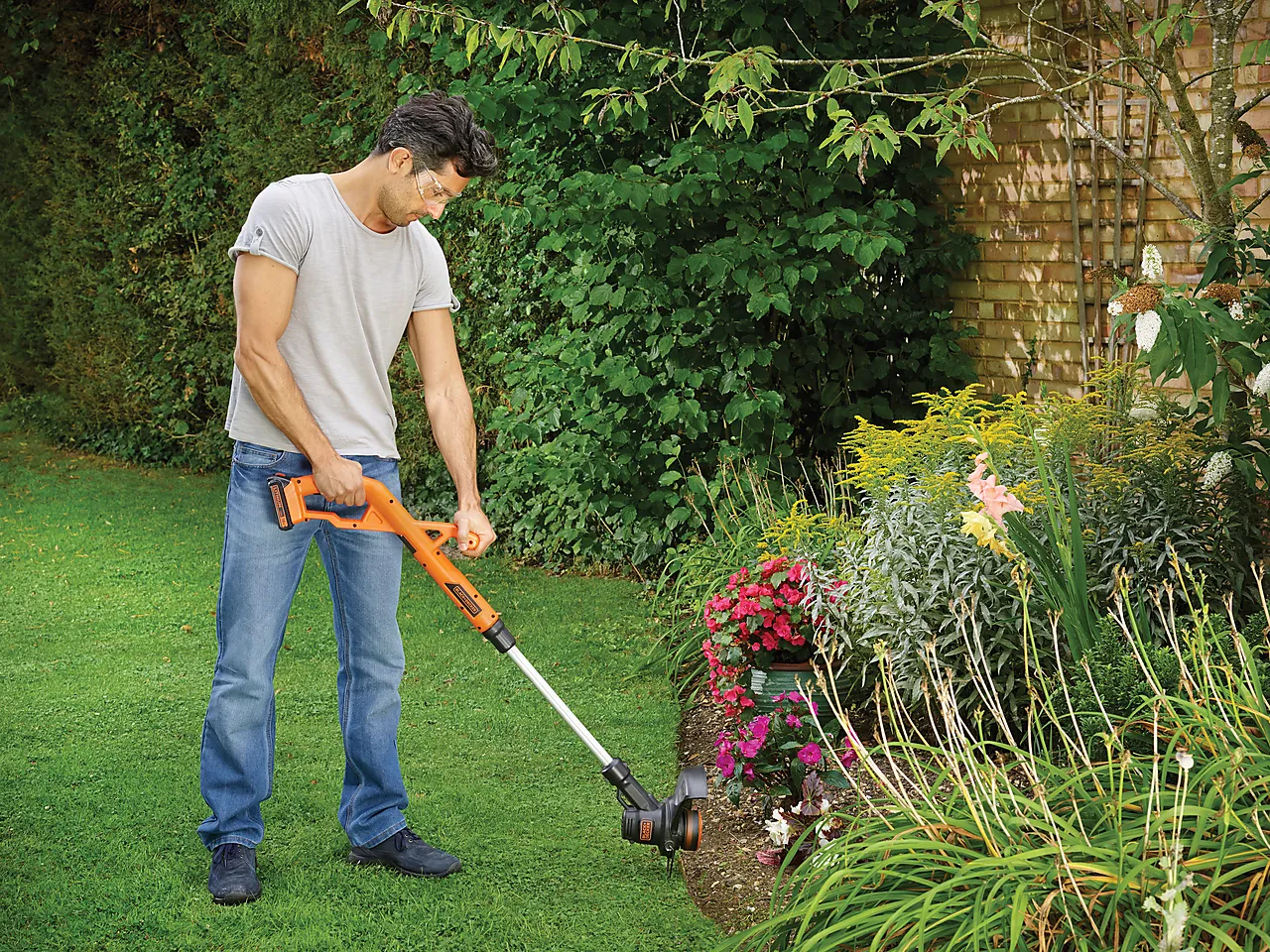 Gresstrimmer ST1823 18V inkl/ batteri og lader null - null - 2 - Miniatyr