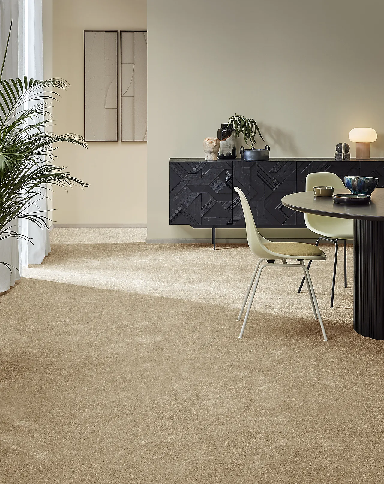 Invictus Crixus teppeflis Blanced Almond