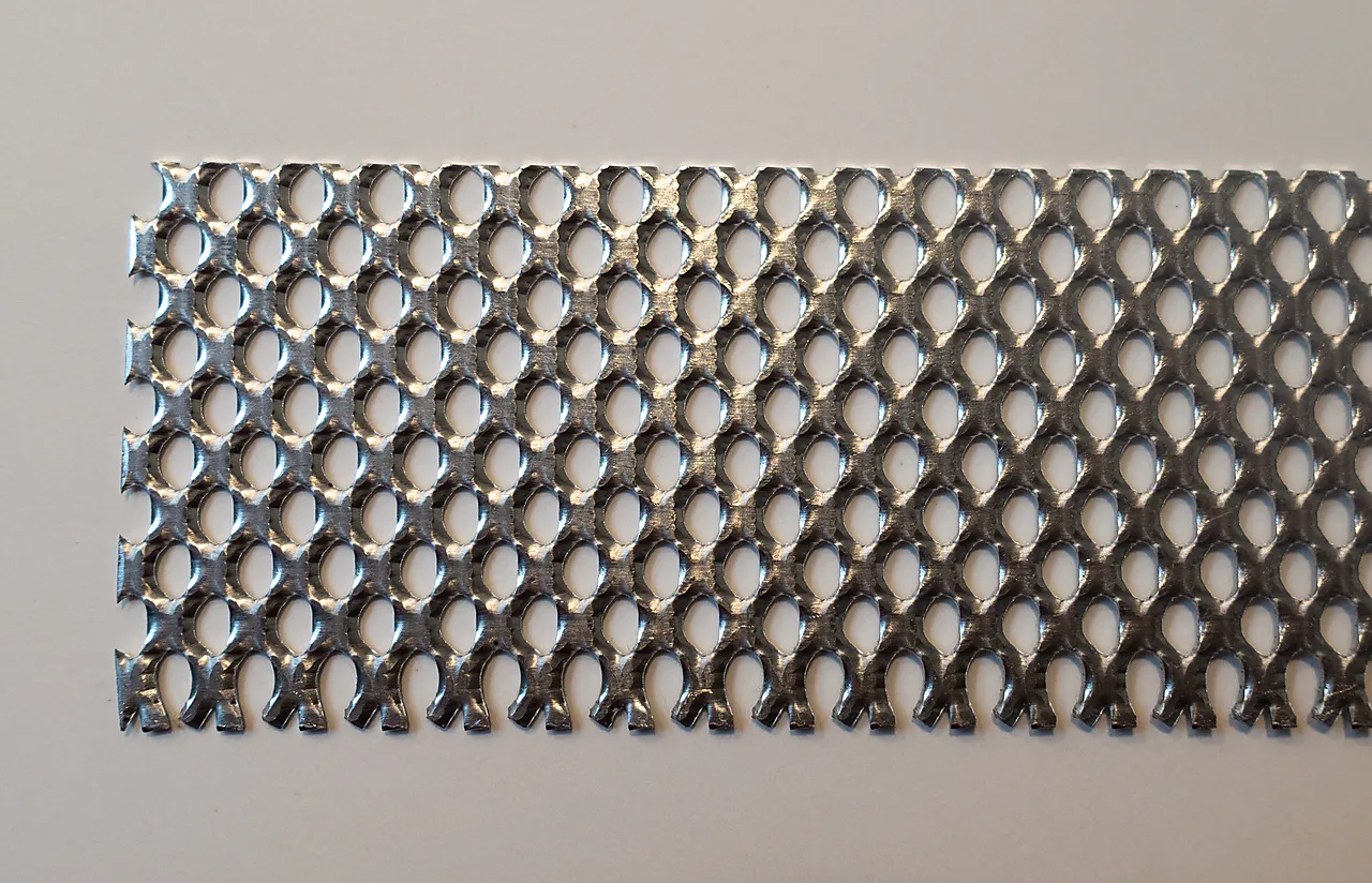 Beslag perforert slett 1x70mm Beslag perforert slett 1x70mm