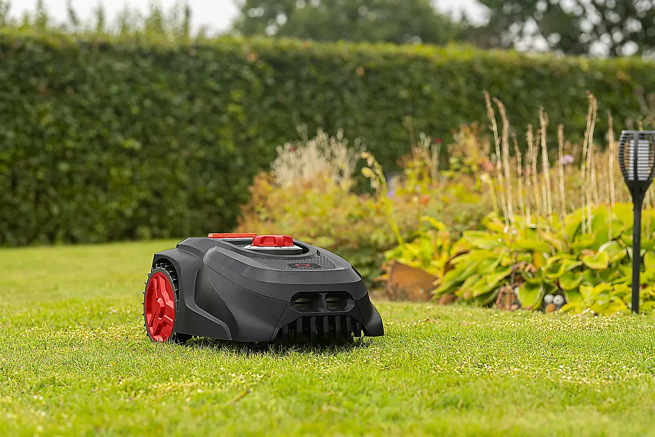 Robotgressklipper 600 m² 18 cm null - null - 3 - Miniatyr