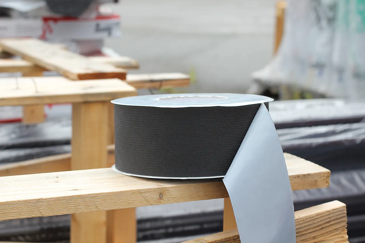 Undertak tape 75mmx25m