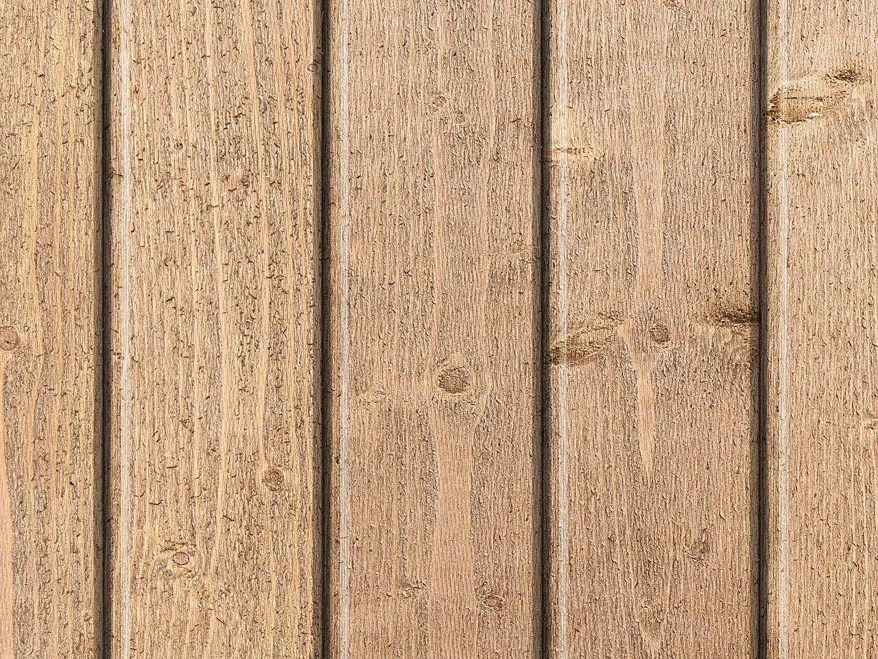 Gran 19x148 buer ædelbrun lys kledning buer